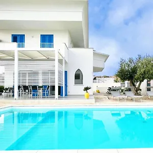 White Luxury Scala Dei Turchi Realmonte